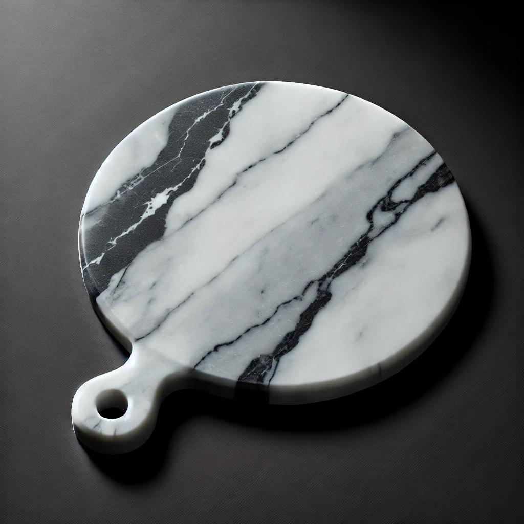 Vassoio tondo con manico in marmo bianco di Carrara - eleganza e unicità per la tua casa