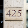 Personalizza i numeri civici della tua casa con i nostri numeri civici in marmo di alta qualità
