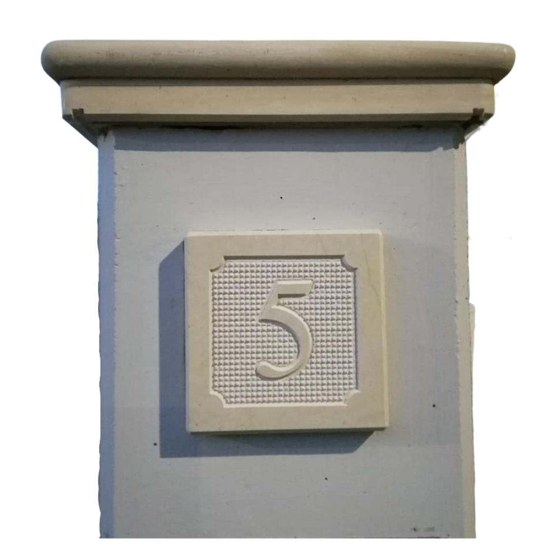 Personalizza i numeri civici della tua casa con i nostri numeri civici in marmo di alta qualità